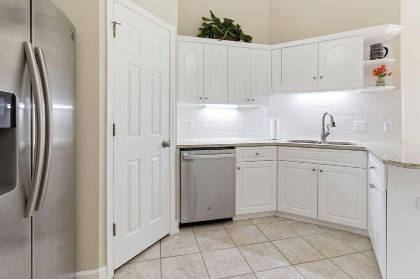 Lowest-priced home in Indian Lake AND a new roof with an - photo 15