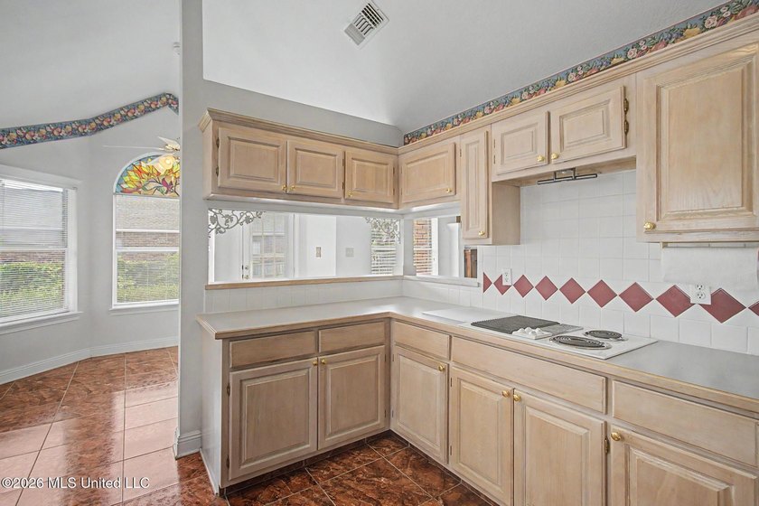 Price reduced!!!! Come see this spacious 1,915-square-foot - photo 6