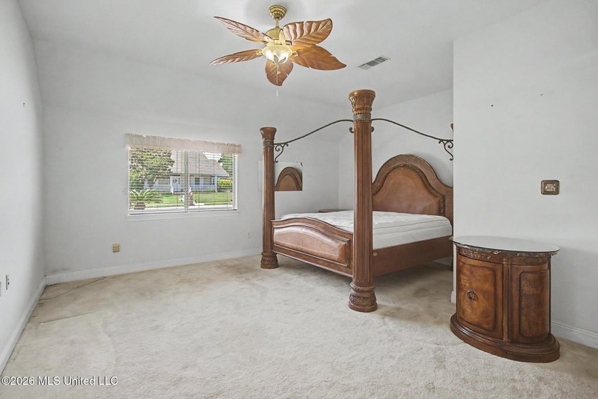 Price reduced!!!! Come see this spacious 1,915-square-foot - photo 7