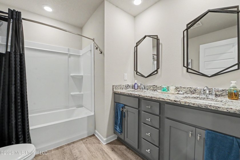 Welcome home to this stunning modern residence designed for - photo 23