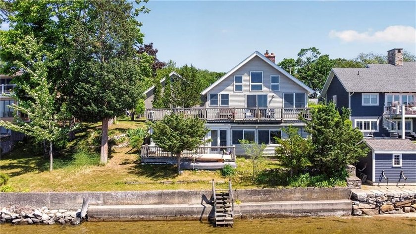 Wake up to sparkling water views, launch your kayak from the - photo 49