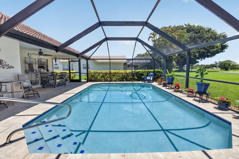 Welcome to this immaculate three-bedroom, two-bathroom - photo 30