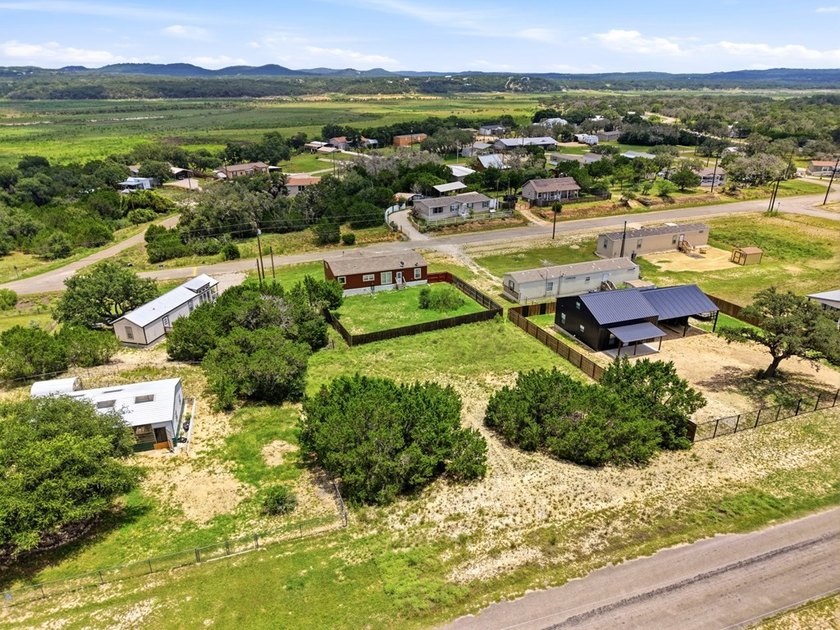 Nestled in the beautiful Texas Hill Country, this manufactured - photo 39