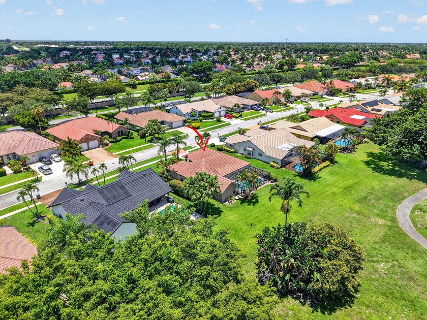 Welcome to this immaculate three-bedroom, two-bathroom - photo 43