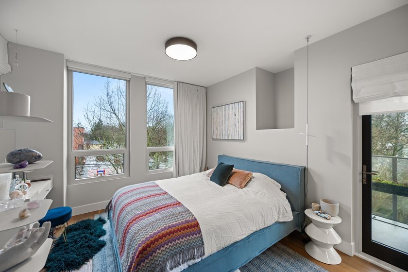 Eleven West!  The skyhome in this boutique building is the - photo 26