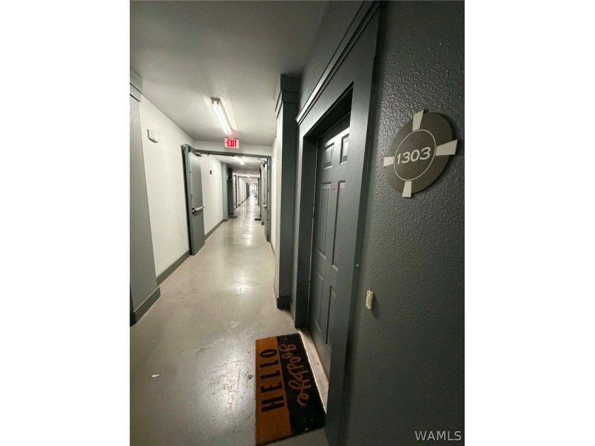Top floor condo with awesome view of the city &amp; retail area! - photo 44