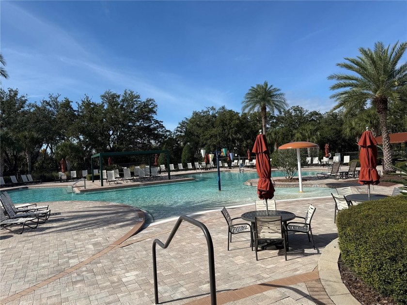 This charming 3-bedroom, 2-bath home features a spacious - photo 15