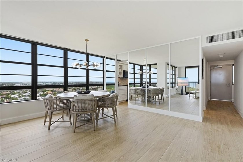 Rarely available, highly sought after 15th-floor corner end unit - photo 16