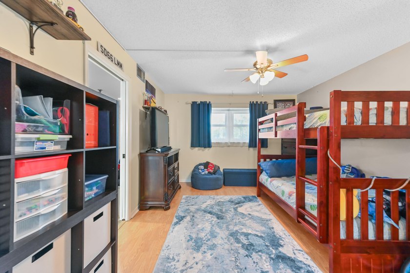 Beautifully remodeled 3BR/2BA condo in desirable Boca Teeca No - photo 27