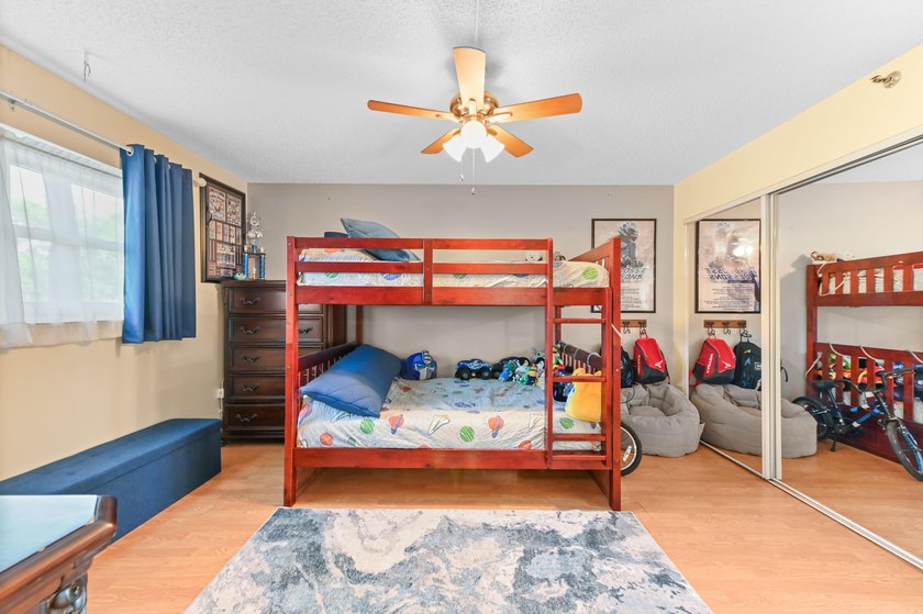 Beautifully remodeled 3BR/2BA condo in desirable Boca Teeca No - photo 28