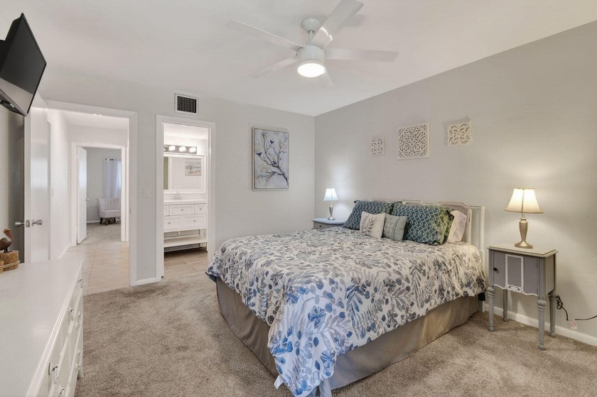 Welcome to Tequesta Garden ,this quaint community is - photo 17
