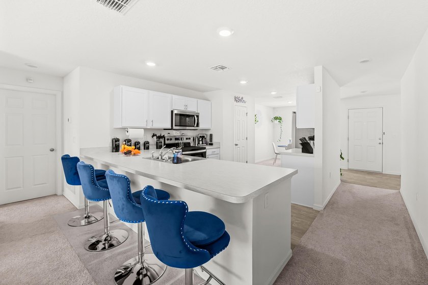 Beautifully maintained 2024 CBS home offering 3 bedrooms and 2 - photo 8