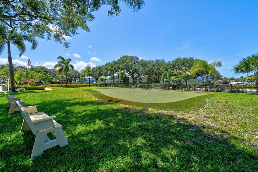 Welcome to Tequesta Garden ,this quaint community is - photo 36