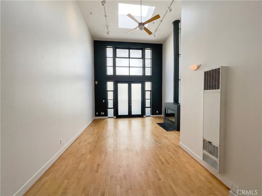 Modern loft-style condo in the heart of San Francisco's SoMa! - photo 10