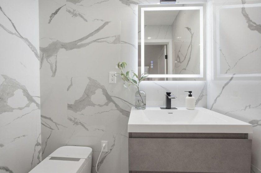 Newly completed after a comprehensive modern transformation - photo 17