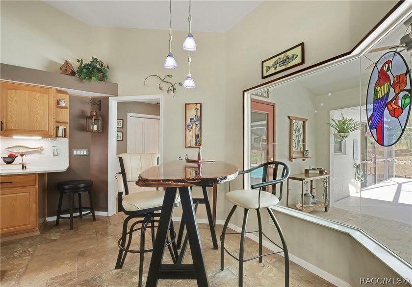Stunning Pool Home on a Beautiful Double Lot - Room for - photo 20