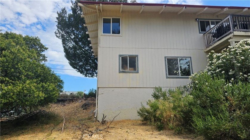 Bring your vision and transform this lakeview fixer into - photo 23