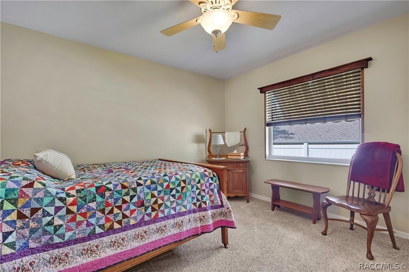 Stunning Pool Home on a Beautiful Double Lot - Room for - photo 35