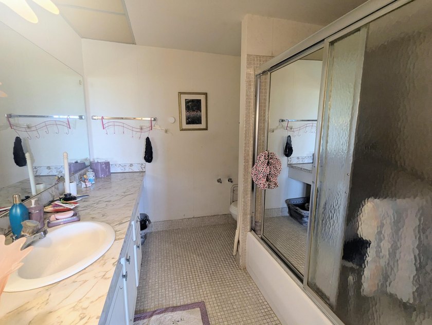 55+ Century Village -1,062 square feet 2-bedroom, 2 bathroom - photo 6