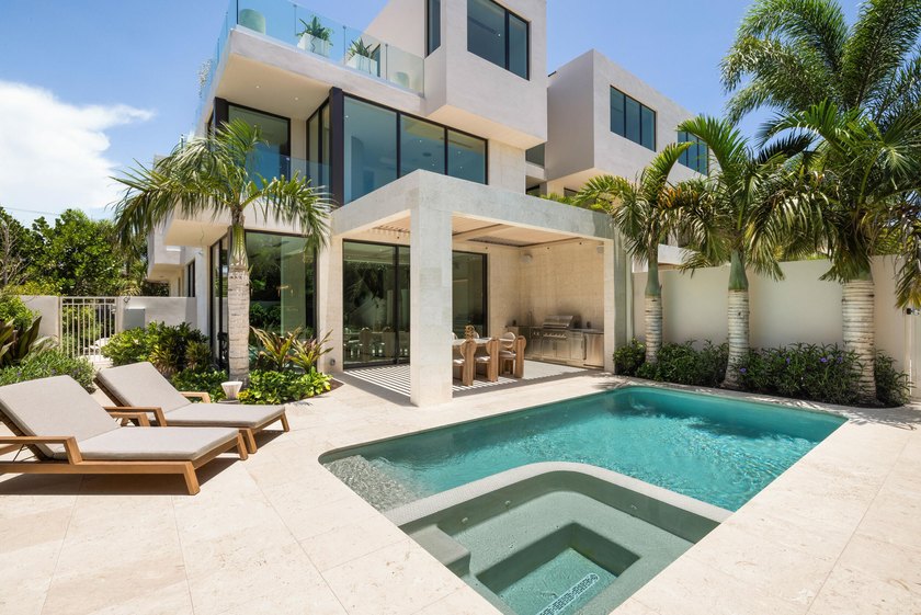 Introducing Villa St. Tropez at Sirene Villas! A move-in-ready - photo 2