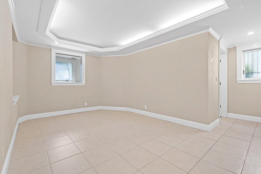 THIS PROPERTY IS TRULY A CASH MAKING MACHINE! It's a truly rare - photo 15