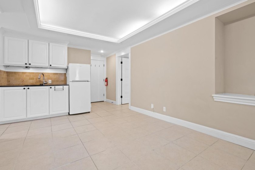 THIS PROPERTY IS TRULY A CASH MAKING MACHINE! It's a truly rare - photo 16