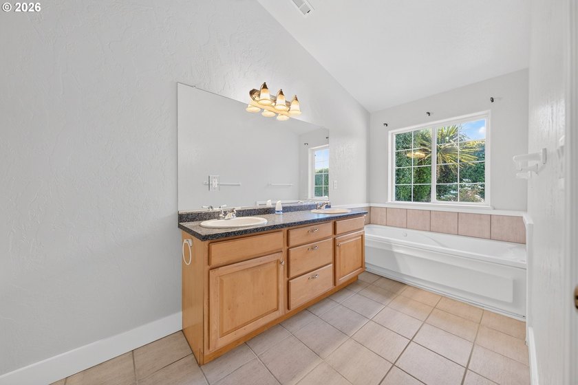 Welcome to this pristine 3-bedroom, 2-bath home located in one - photo 18