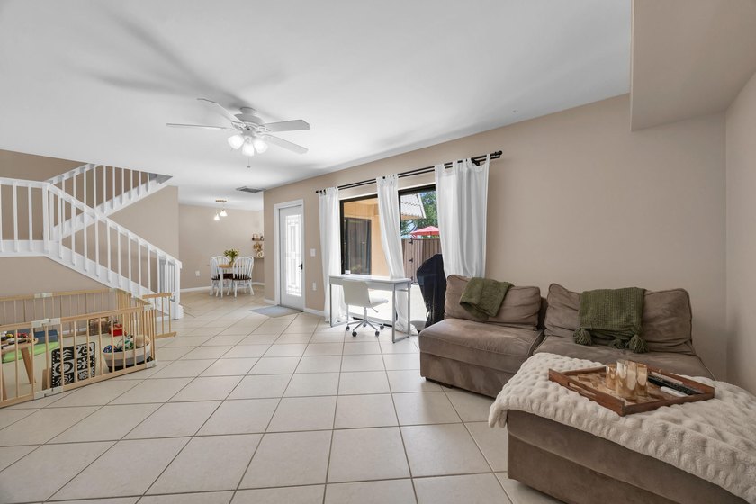 Welcome to this updated townhome in Village of Sandalwood Lakes - photo 15