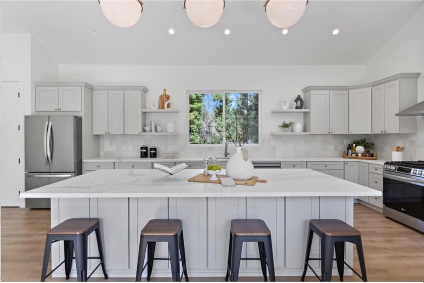 Located just off of Big Basin Way in Boulder Creek, you'll find - photo 6