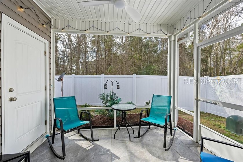 FIRST FLOOR with rare fenced in yard! Enjoy easy, single-level - photo 22