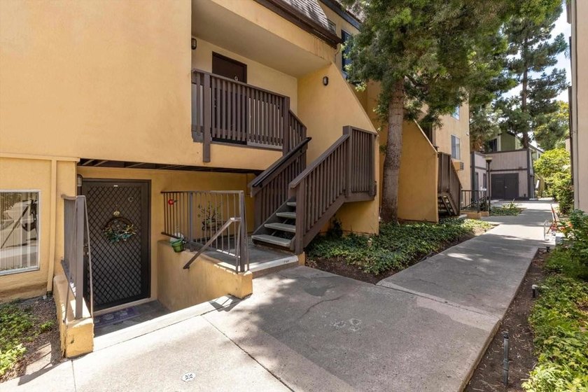 Welcome to this well-kept 2-bedroom, 2 full bath condo with 894 - photo 24