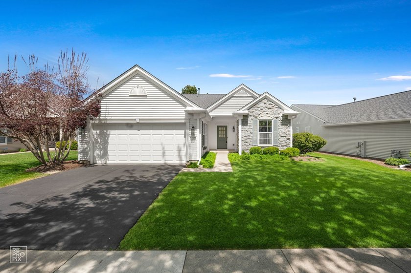 Well-maintained ranch home in the highly desirable Del Webb Sun - photo 2