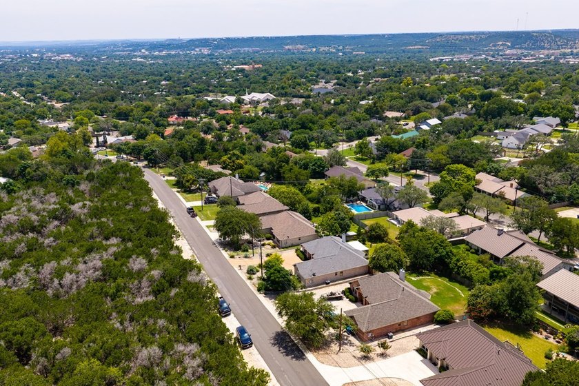 Charming single-story brick home built in 2006, offering 1,855 - photo 45