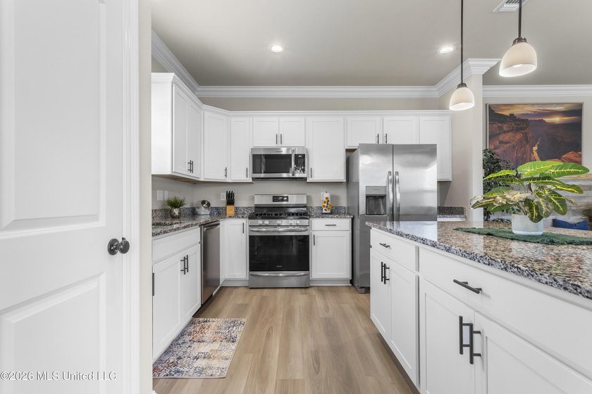 ADORABLE brick home on a large corner lot in Rosalie Place! The - photo 16
