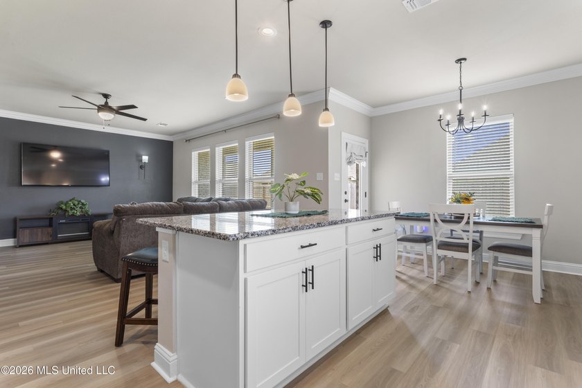 ADORABLE brick home on a large corner lot in Rosalie Place! The - photo 19