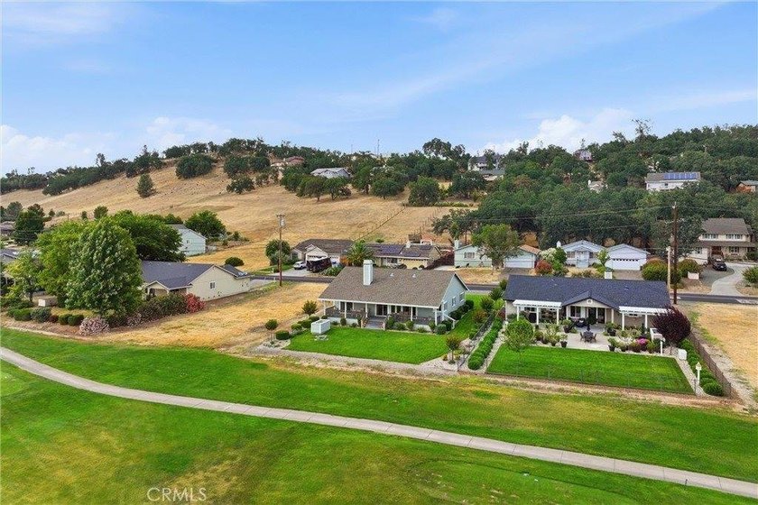 Meticulously maintained and beautifully landscaped, this - photo 31