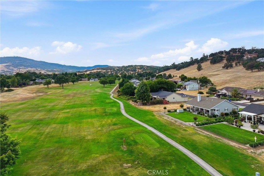 Meticulously maintained and beautifully landscaped, this - photo 33