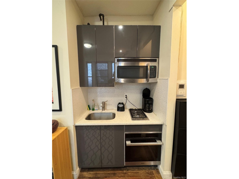 Pre-War Charm Meets Modern Living in Prime Murray Hill! Welcome - photo 15