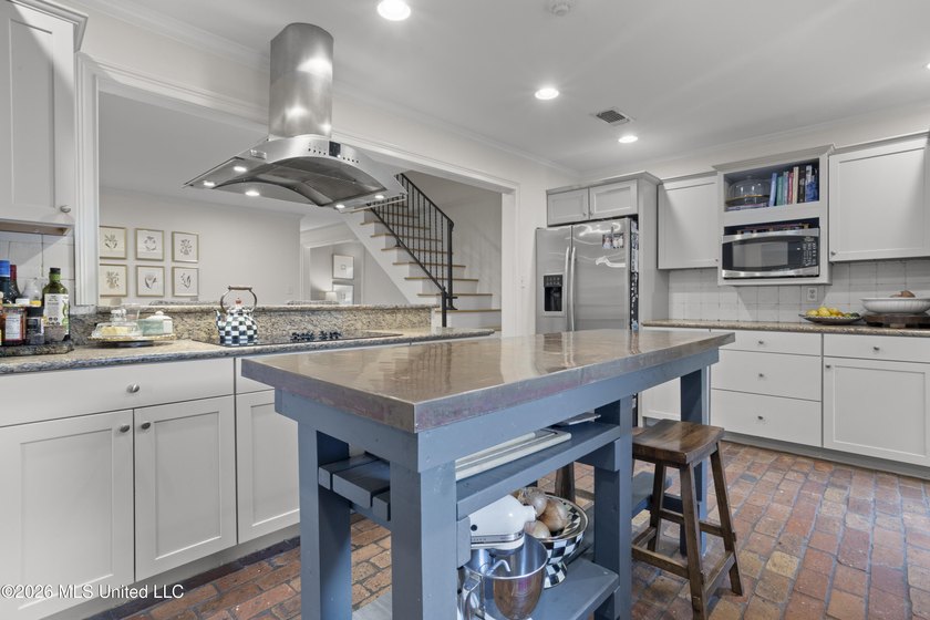 Nestled in one of Gulfport's most desirable family-friendly - photo 27
