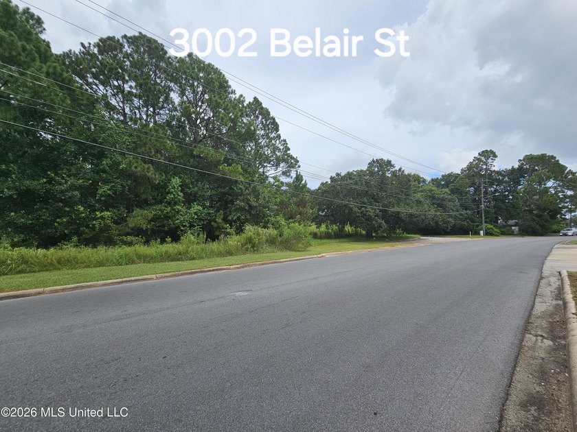 Buyert/buyer's agent to verify all information on listing - photo 2