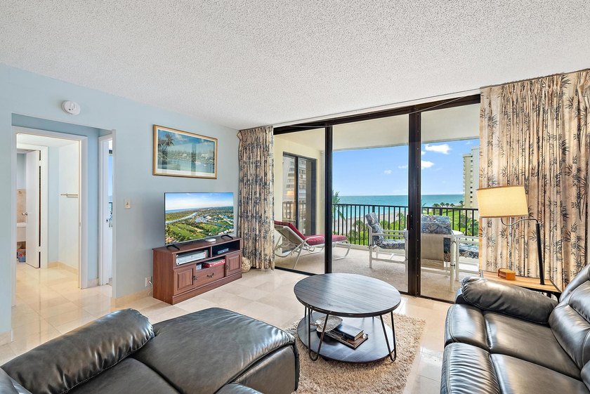 With The Most Amazing Water Views &amp; Amenities of a Luxury - photo 25
