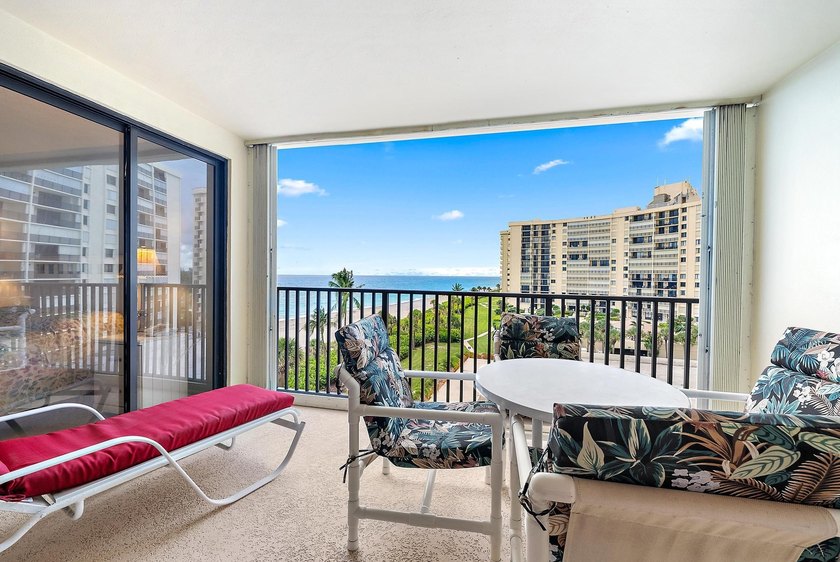 With The Most Amazing Water Views &amp; Amenities of a Luxury - photo 36