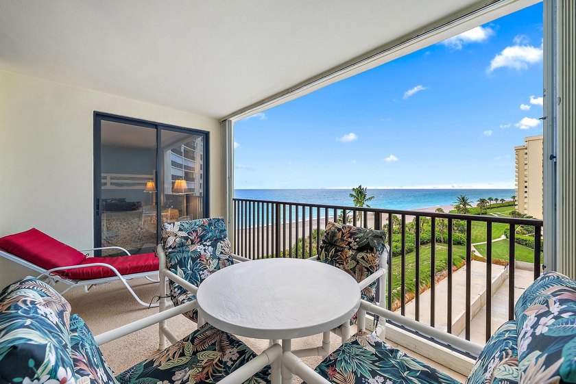 With The Most Amazing Water Views &amp; Amenities of a Luxury - photo 38
