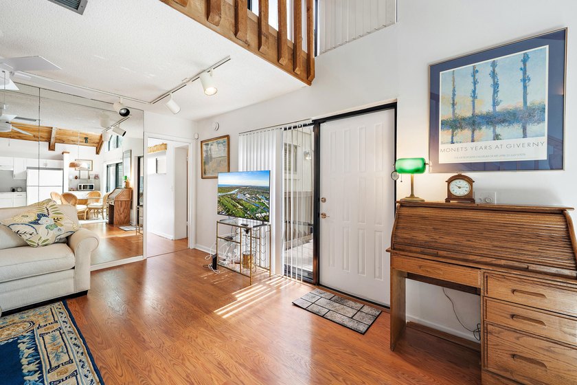 Just a 5-minute walk to Jupiter Beach, this 2-bedroom, 2 bath - photo 10