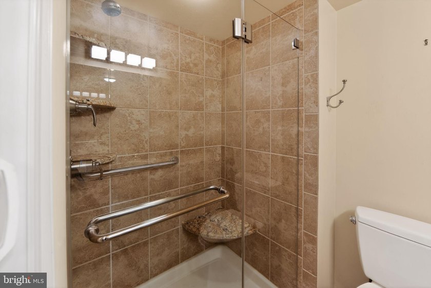 Perched on the 7th floor, this corner residence features three - photo 29