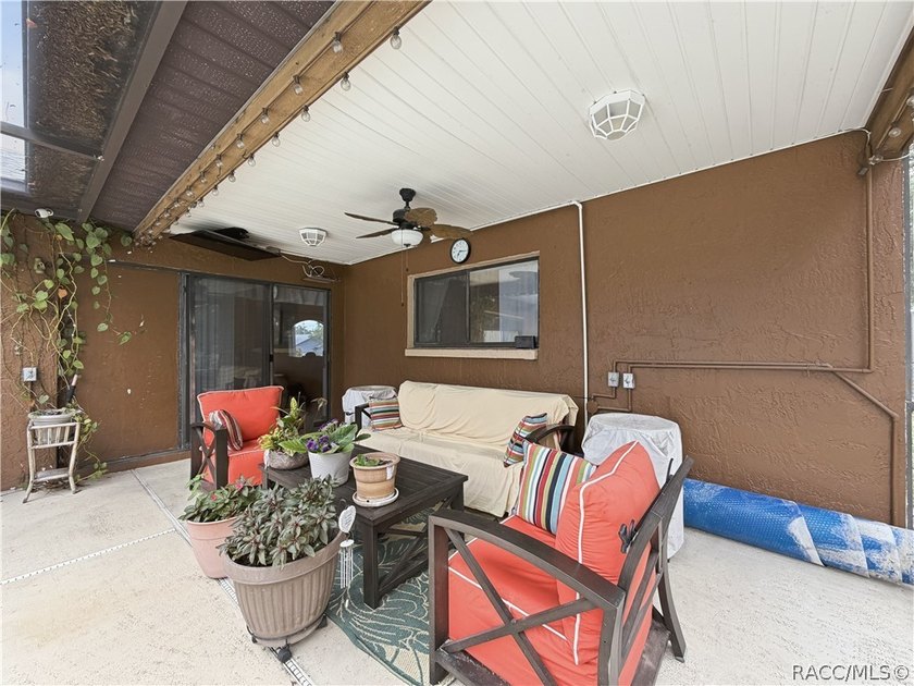 Welcome to this beautifully maintained, large 2 bedroom, 2 bath - photo 49