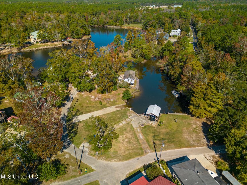 Waterfront opportunity on the Tchoutacabouffa River! This lot - photo 5