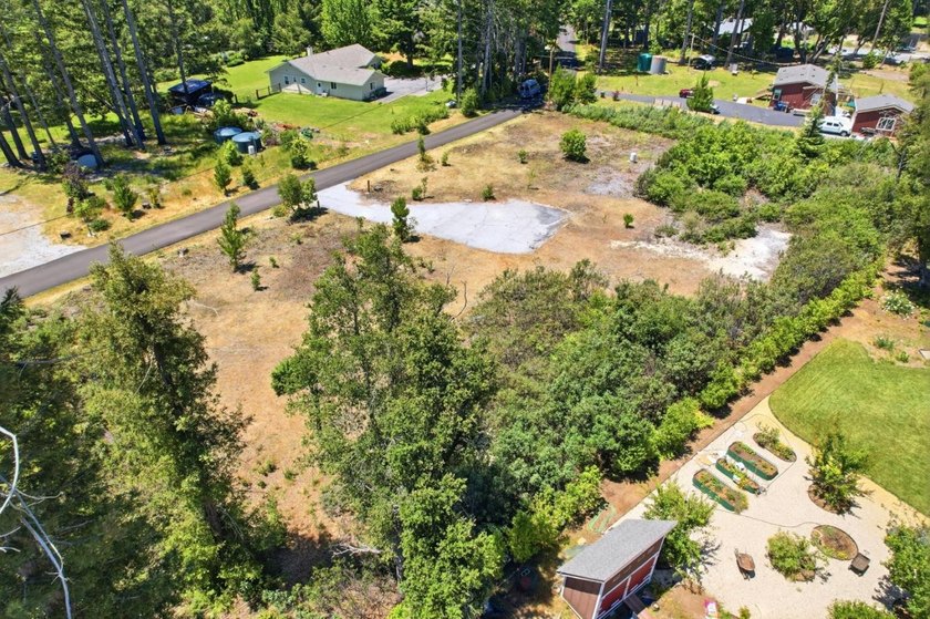 1.17 acre flat homesite in Bonny Doons Braemoor neighborhood - photo 8