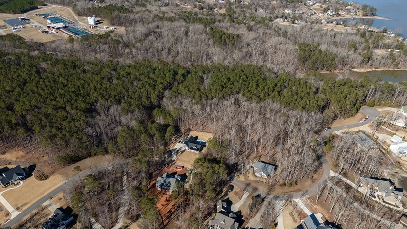 Prime 14.65-Acre Estate or Development Opportunity in Harborside - photo 11
