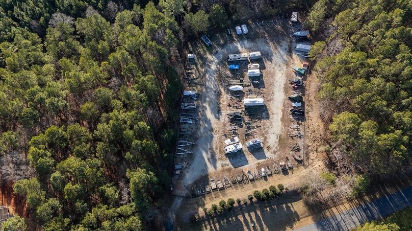 Prime 14.65-Acre Estate or Development Opportunity in Harborside - photo 29